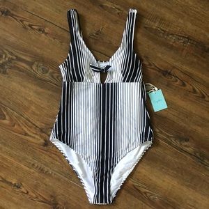 Cupshe one-piece swimsuit